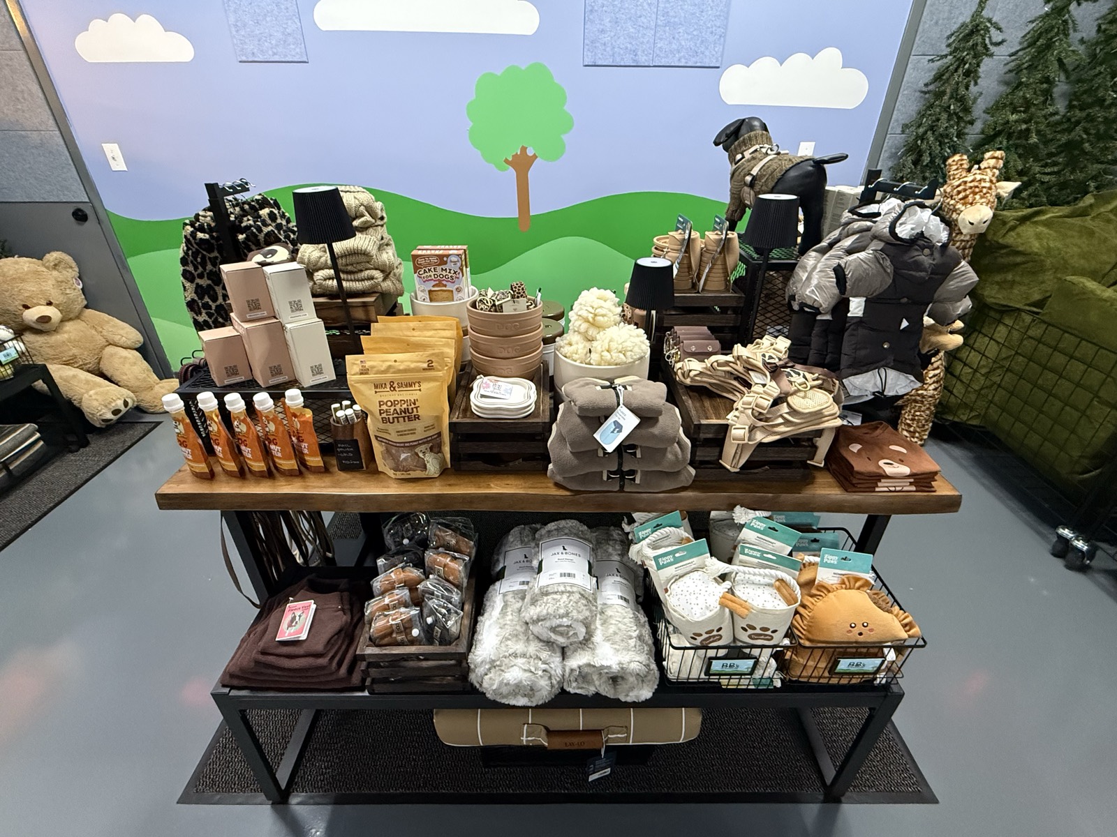 Blankets, bowls, and home goods